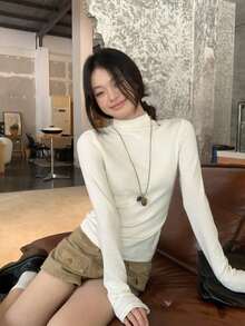 270g Autumn/Winter German Velvet Semi-High Neck Long Sleeve Base Layer, Warm Inner Wear, Slimming Solid Color Long Sleeve Top, White Versatile - White - View 1