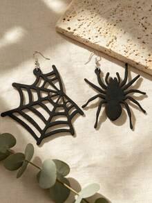 MARLIWOO 1 Pair Halloween Asymmetrical Spider Gothic Style Exaggerated Personalized Spider Web Hollow Double Layer Leather Earrings - Multicolor - View 5