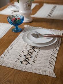 Tokoto 1PC Bohemian Style Linen Woven Table Runner, Farmhouse Country Woven Table Runner With Tassels, Suitable For Dining, Wedding, Bridal Shower - Multicolor - View 10