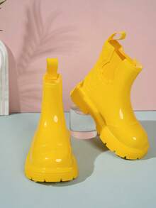 Girls' Colorful Short Rain Boots, Glossy Non-Slip Waterproof Outdoor Rain Shoes - Yellow - View 2