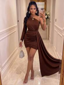 Fashion One-Shoulder Long Sleeve Fitted Dress, Asymmetric Pleated Design, Elegant And Charming Women's Party Mini Dress - Brown - View 11