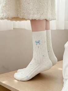 1/5/10 Pairs Of Mid-Calf Socks In Blue And White Colors, Featuring Mink Velvet With. Thickened Plush Socks For Autumn/Winter, With Cute Bear And Bow . Comfortable, Soft, And Girly Coral Socks - Multicolor - View 6