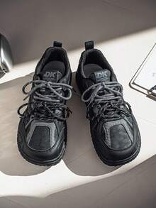 Men's Sneakers Comfortable Lace-Up Widened Toe Casual Commuter Sneakers Driving Men's Shoes - Black - View 6