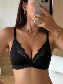 DAZY 1pc Lace Patchwork Wireless Nursing Bra Without Padding - Black - View 1
