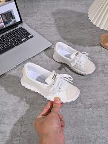 Giày sneaker trẻ em phong cách Hàn Quốc vintage họa tiết sóng, dây giày trắng bản rộng, đế dày, giày vải canvas unisex cho bé - trắng - Xem 5