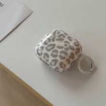 Casing Earphone Motif Leopard Aneka Warna dengan Gantungan, Kompatibel dengan 5/ Pro 3/Pro 2/ 4/ 3/ 1/2, Pelindung Minimalis Lucu untuk Anak Perempuan - MultiWarna - View 4