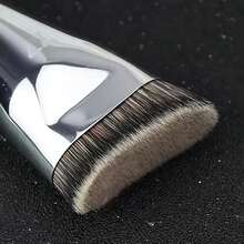 Makeup Brush Crescent Moon Foundation Brush Concealer Brush Curved Shape Precise Application No Smudging - Black - View 5