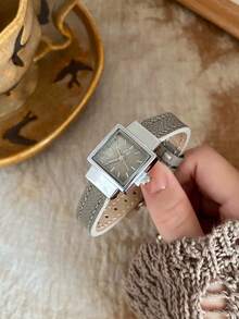 經典灰色方形女款石英手錶，可調節PU錶帶，小灰色錶盤，條形刻度，適合日常佩戴 - 灰色 - 查看 2