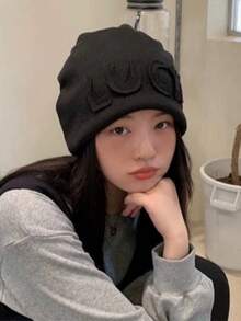 Autumn/Winter Korean Style Letter Print Slouchy Beanie Hat For Women, Ear-Covering Headwrap, Large Head Circumference, Vintage Knit Hat - Multicolor - View 5