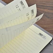 1 قطعة تقويم إنجليزي بحجم A5 لعام 2027، أوراق إعادة تعبئة مفككة، دفتر تخطيط يومي 365 يوم، يتضمن تقويم 2027، خطة شهرية، خطة يومية، متوافق مع أغلفة مفككة مختلفة - مقاس واحد يناسب الجميع - مشاهدة 4