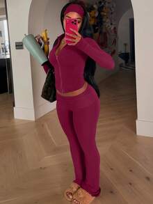 LovelyWholesale Women'S Casual Stand-Up Collar Zip-Up Solid Color Top And Flared Pants Two Pieces Set Fall Outfits For Women - Burgundy - View 2