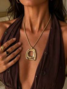 1pc Gold Twisted Rope Chain Necklace, Hammered Open Square Hollow Pendant Vintage Women's Necklace - Irregular Necklace - View 7