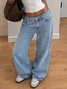 Women's Vintage Loose Stacked Straight Leg Jeans - Light Wash - View 3