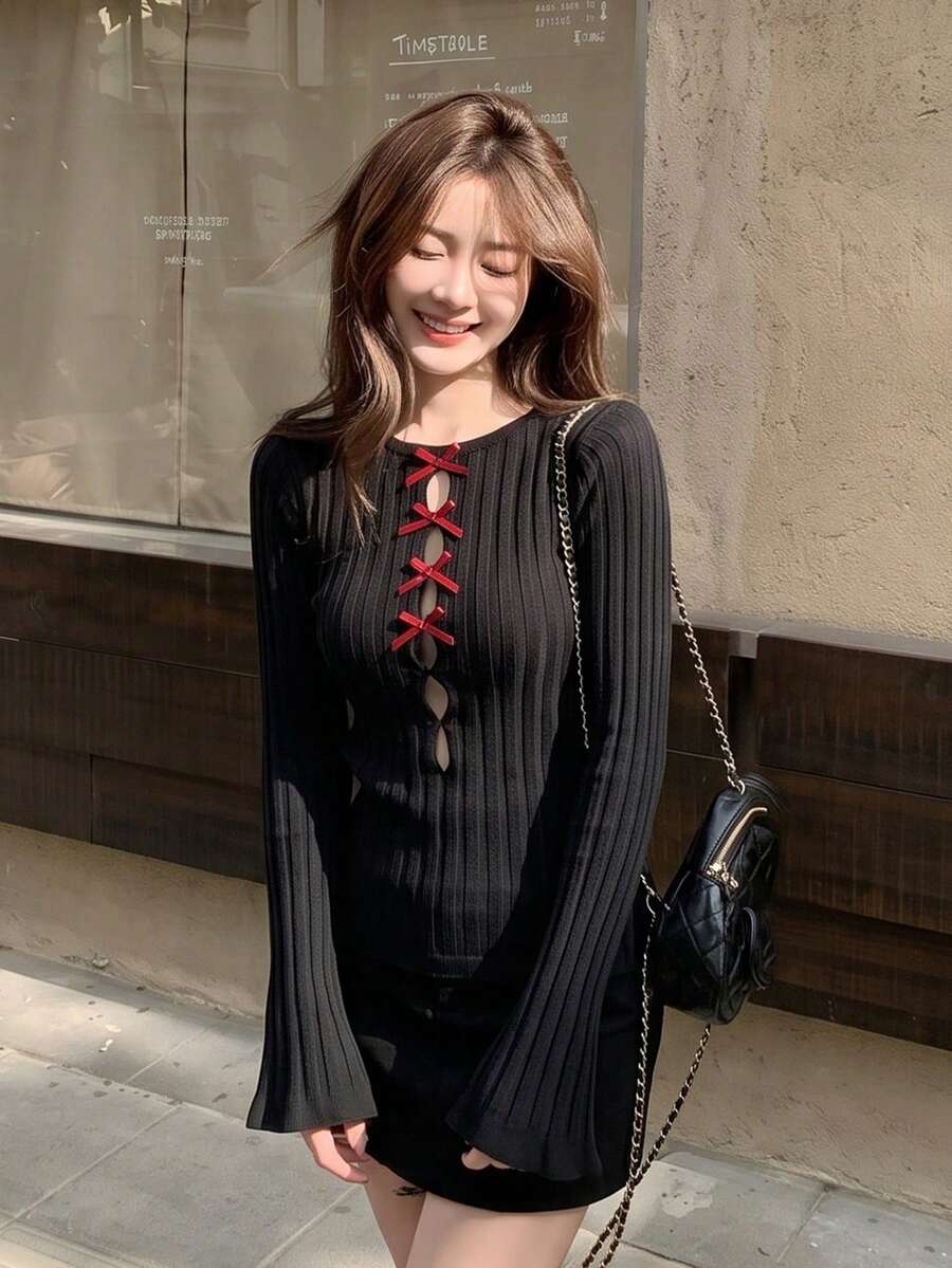 Atasan Rajut Slim Fit Terbaru Musim Gugur dengan Hiasan Pita dan Lubang, Warna Hitam - Hitam - View 1