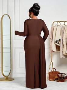 BIUBIU Chic Brown Long Maxi Dress With A Classic Round Neckline Long Sleeves And Ruched Accents Offering A Stylish Look For Formal Evening Wear - Brown - View 2