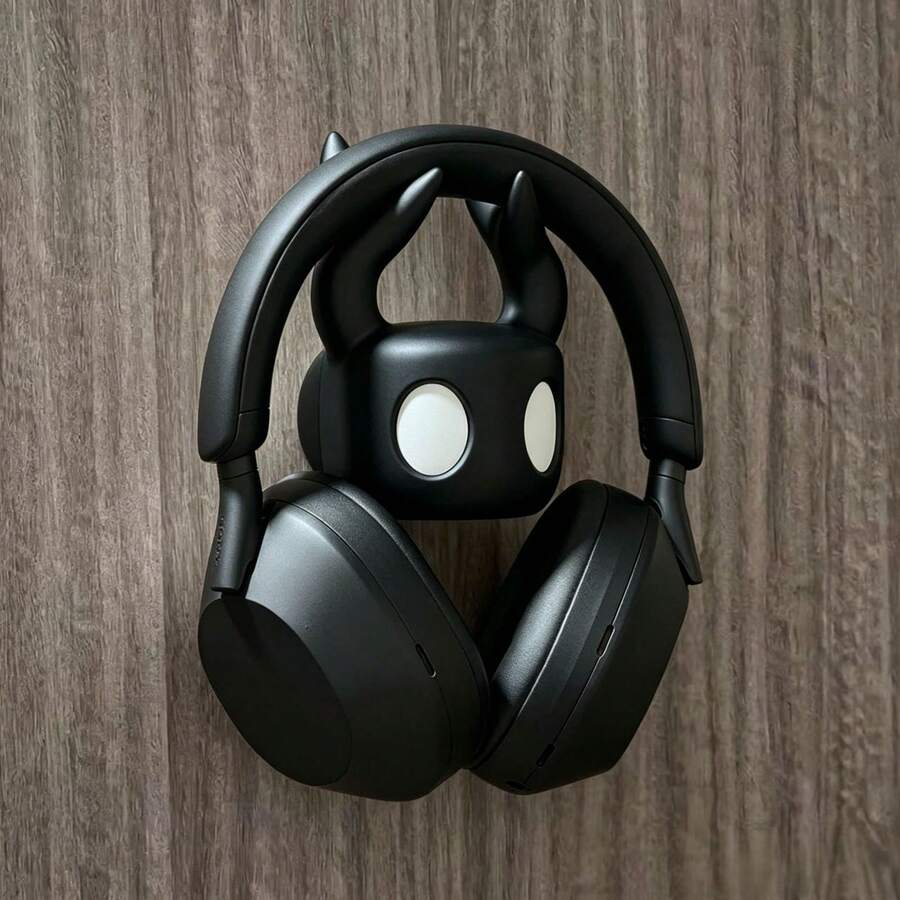 3D Printed Black 3D Decorative Figurine, Headphone Game Controller Stand With Matte Texture Craftsmanship, Minimalist Angular Design With White Circular Decoration, Surface Retains Printed Texture. Suitable For Desktop, Desk, Gaming Station As Decorative Display, Unique Niche Desktop Item, Suitable For Collection And Display, Also As Creative Gift For Like-Minded People, High Recognition Design, Holiday Gift - Multicolor - View 1