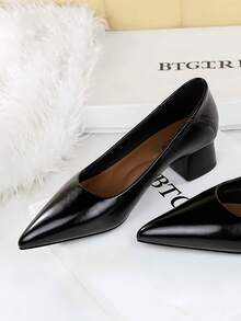BIGTREE European & American Minimalist Pointed Toe Chunky Heel Pumps, Versatile Low Vamp Slip-On Comfortable Commuter Mid-Heel High Heels For Women - Black - View 5