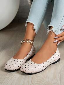 Women's Solid Color Sporty Buckle Flat Office Shoes - Chantilly - View 3