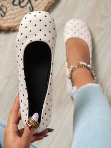 Women's Solid Color Sporty Buckle Flat Office Shoes - Chantilly - View 2