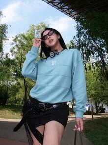 Sweater Rajut Leher Bulat dengan Grafis Huruf, Potongan Longgar, Lengan Panjang, Biru Muda, Atasan Pakaian Kasual Musim Gugur/Dingin dengan Trim Bergaris dan Kenyamanan Elastis - Biru - View 3