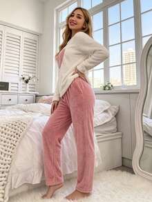 Autumn/Winter Casual Soft Plush 2 Pieces Pajama Set, Round Neck Heart Embroidery Long Top & Loose Wide Leg Pants, Warm Winter Loungewear - Pink - View 7