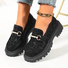 Women's Leopard Print Round Toe Thick Sole Pearl Metal Buckle Loafers, Spring/Autumn Retro Platform Height-Increasing Student Commuter British Style Shoes - Black - View 2