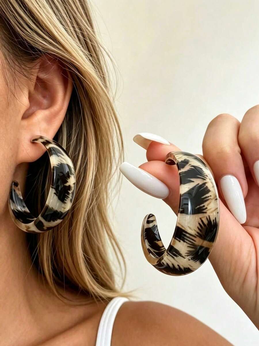 1 Pair Fashionable Vintage Exquisite Asymmetrical Leopard Print C-Shaped Wide Geometric Hoop Earrings, Minimalist High-End Versatile Ear Jewelry For Women's Daily Wear - Earrings - View 1
