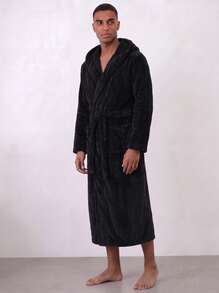 Snug League 1pc Flannel Thick Autumn/Winter Soft & Comfortable Couple Double Pocket Luxury Fleece Hooded Belted Bathrobe For Men - Black - View 4