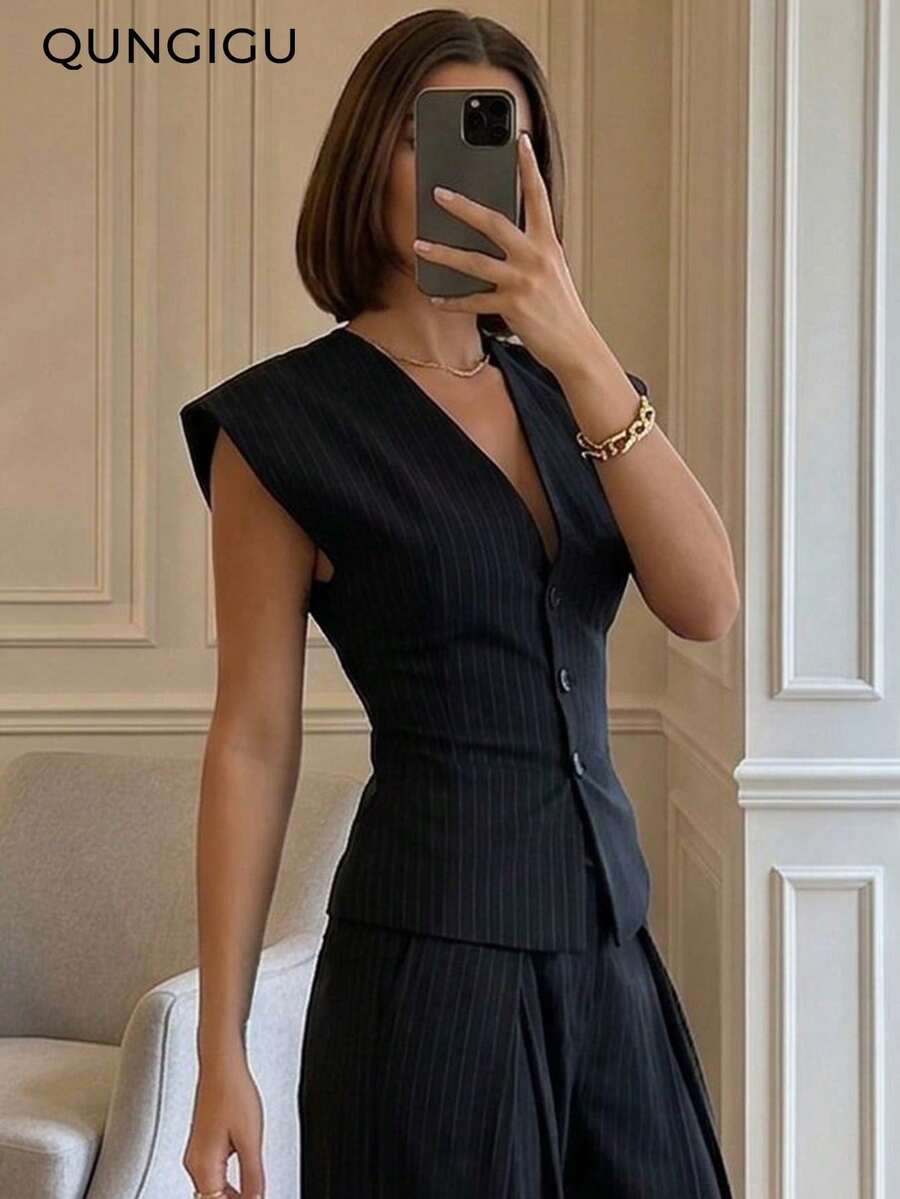 Women's Pinstripe Suit Vest V Neck Button Down Sleeveless Blazer Top Tailored Waistcoat For Office Business Workwear Commute - Black and White - View 1