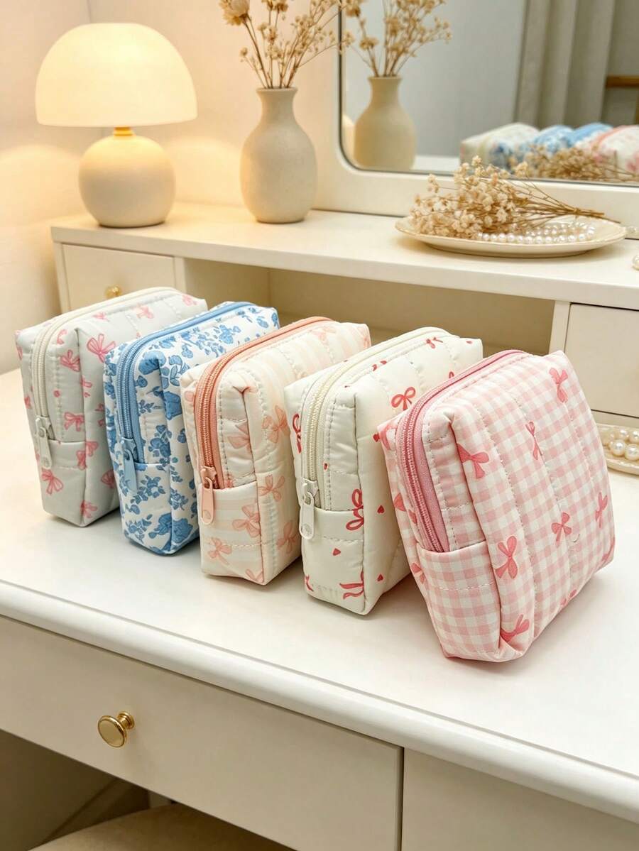 1pc Cute Bow Print Quilted Makeup Bag, Soft Padded Square Cosmetic Pouch, Zipper Small Toiletry Bag, Coquette Style Mini Makeup Organizer For Travel Daily Use, Assorted Patterns Period Kit Bag Christmas Gifts University Essentials Sanitary Pad Bag