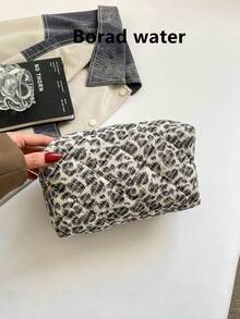 豹紋時尚多用途絎縫刺繡格紋加厚化妝包 學生筆袋 菱格紋燈芯絨休閒手拿包 保暖羽絨收納袋 - 黑與白 - 查看 9