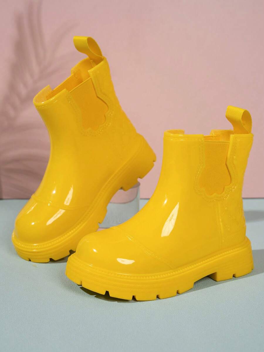Girls' Colorful Short Rain Boots, Glossy Non-Slip Waterproof Outdoor Rain Shoes - Yellow - View 1