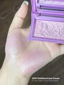 chéeryep Pillow Gem Highlighter Powder SH04 Midsummer Dream, Efek Ganda Matte & Shimmer Lembut, Menciptakan Kilau Alami yang Lembap, Cocok untuk Tulang Pipi dan Pangkal Hidung, Mempertegas Kontur Wajah, Bubuk Mutiara Mika Ultra Halus, Tidak Berminyak, Cocok untuk Pemula, Hadiah - SH04 Mimpi Pertengahan Musim Panas - View 3