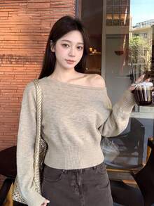 Autumn/Winter Y2K Style Sweet Elegant Women's Asymmetrical Shoulder Long Sleeve Sweater, Suitable For Casual, Valentine's Day And Party Occasions - Khaki - View 2