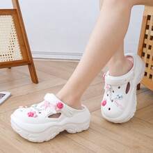 女款時尚厚底增高防滑可愛卡通沙灘拖鞋，適合戶外穿著，春秋夏季，軟墊半包護士工作鞋，手術室封趾拖鞋，軟底休閒鞋 - 白色 - 查看 4