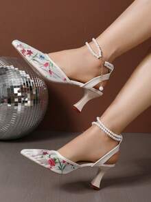 French Style Sheer Mesh Floral Closed Toe Women's Shoes, Pearl Chain Vintage Flared Heel Evening Dress Pumps - Beige - View 1