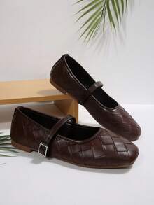 1 Pair Women's Diamond Pattern Mary Jane Flat Shoes, Pointed Toe Low-Top Design, Square Embossed Upper, Adjustable Square Buckle Strap, Soft Sole Comfortable, Suitable For Commuting And Shopping, Vintage Elegant Versatile, Can Be Paired With Skirts And Pants - Brown - View 6