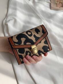 Dompet Pendek Lipat Tiga Motif Leopard untuk Wanita, Tempat Kartu, Dompet Koin, Bergaya dan Serbaguna, Portabel, Wajib Dimiliki untuk Wanita dan Pekerja Kantoran. - MultiWarna - View 4