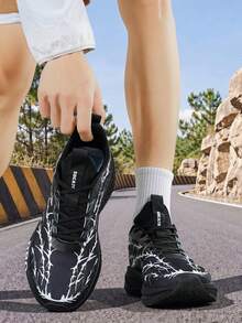中性厚底跑步運動鞋,透氣網布刺青印花繫帶時尚運動鞋,尺寸 36-45,情侶厚底跑步訓練鞋,網布鞋面繫帶圖案印花運動鞋,中性跑步鞋,情侶運動鞋 - 黑色 - 查看 16