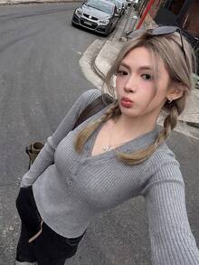 Korean Style Casual Commute Early Autumn V-Neck Long Sleeve Knit Sweater Women's Autumn/Winter Inner Layer Base Layer Button Double Layer Collar Design Slim Fit Minimalist Sexy Sweater Top - Grey - View 1