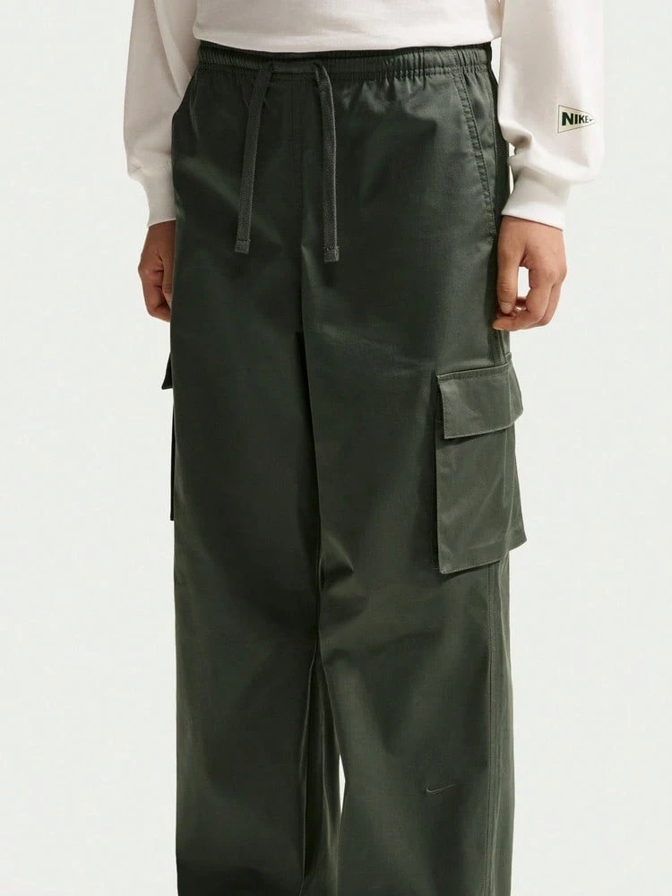 Nike Women's AS W NK STREET UTLTY Woven Cargo Pants IO2455-303 - Green - View 1