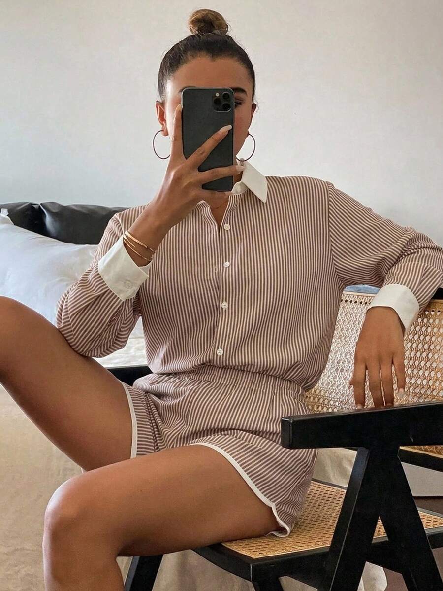 DAZY 2pcs/Set Women's Loose Comfortable Breathable Long Sleeve Top + Shorts Cute Pajama Set - Brown - View 1