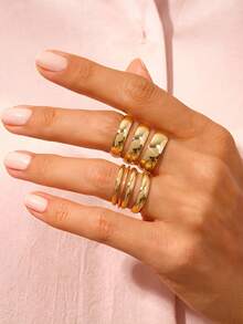 4pcs Random Non-Repeating Width Plain Band Rings, 14K Gold Plated 304 Stainless Steel, 1-8mm Multi-Size Random Width, Unisex Stackable Basic Ring Set - 4pcs - View 3
