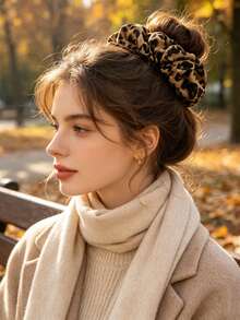 1pc Vintage Leopard Print Large Scrunchie Hair Tie For Women, Autumn/Winter Maillard Style Fabric Hair Accessory For Low Ponytail And Bun - Multicolor - View 2