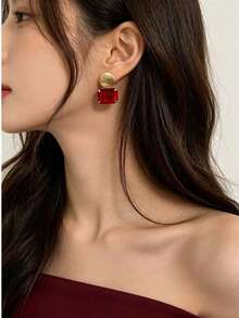 1 Pair Fashionable Luxury Vintage Brushed Round Disc Shiny Square Rhinestone Inlaid High-End Minimalist Versatile Earrings - Round and Square Earrings - View 2