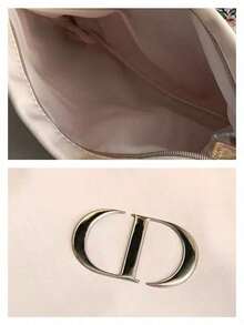 Dior This Pink Makeup Bag Is A Fashionable And Versatile Handbag With A Large Capacity, Capable Of Storing Cosmetics And Lipsticks. It Features A Metal Zipper With Exquisite Details And Easy Opening And Closing. - Apricot - View 4