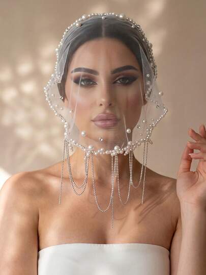 Elegant Pearl Rhinestone Bridal Veil Short Soft Tulle Wedding Veil Tassel Edge Bride Headpiece Accessories