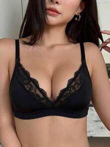 DAZY 1pc Lace Patchwork Wireless Nursing Bra Without Padding - Black - View 3