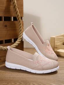Women's Floral Embroidered Breathable Mesh Slip-On Casual Shoes - Pink - View 5