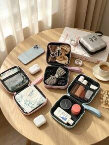 Tas Digital Persegi Portabel untuk Kamera CCD, Pengisi Daya, Earbud, Kartu Memori & Kabel. Kantong Perjalanan Ringkas dengan Motif Menarik untuk Melindungi Elektronik Kecil. Sempurna untuk Perjalanan, Liburan, Kantor & Penggunaan di Asrama. Hadiah Luar Biasa untuk Ulang Tahun, Paskah, dan Natal. - MultiWarna - View 5